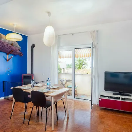 Διαμέρισμα Apartamento *